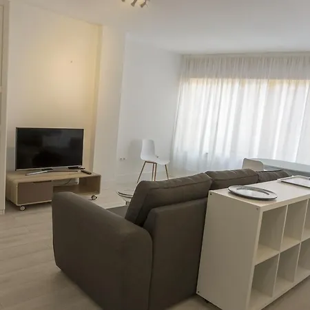 아파트 Las Canteras 81 *